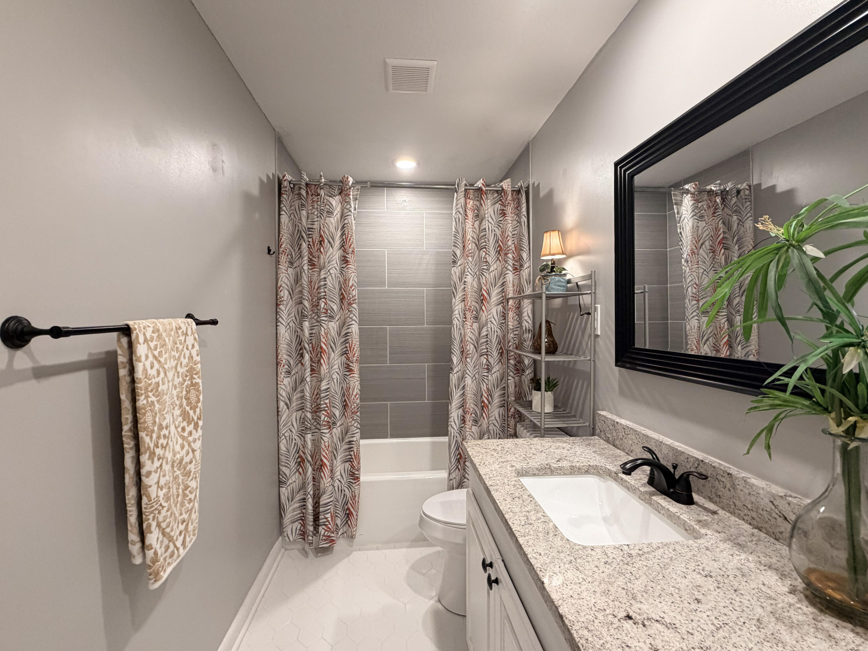 160 Highland Cir Petal, MS 39465