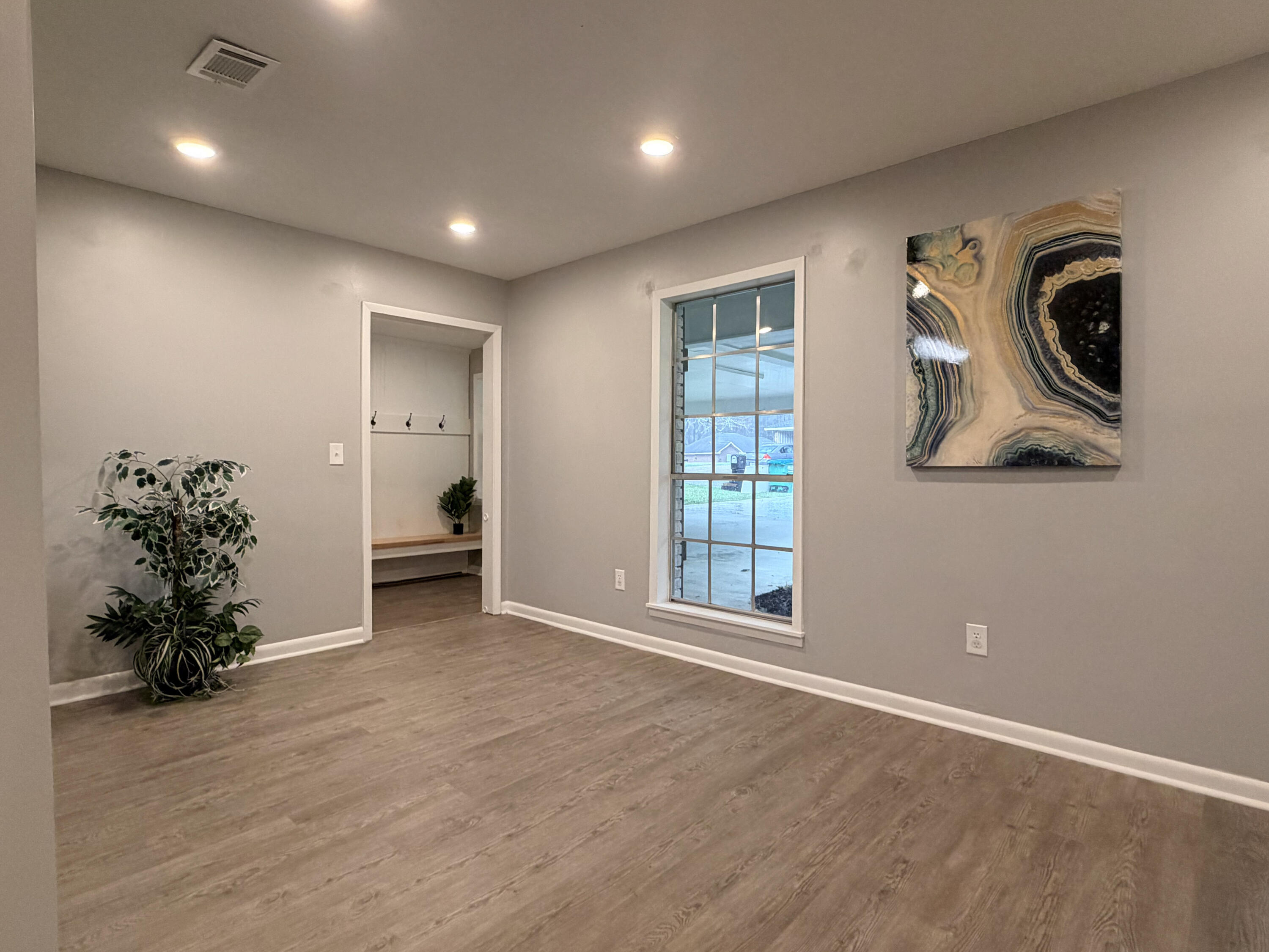 160 Highland Cir Petal, MS 39465