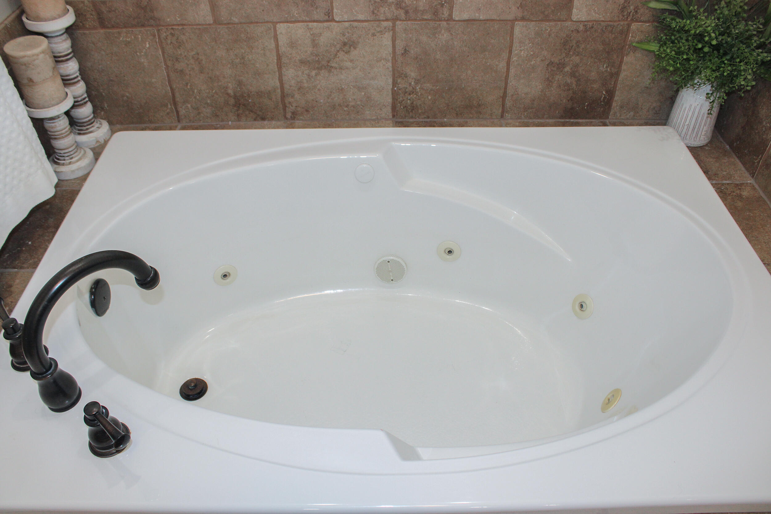 21 Stonemore Rd Petal, MS 39465