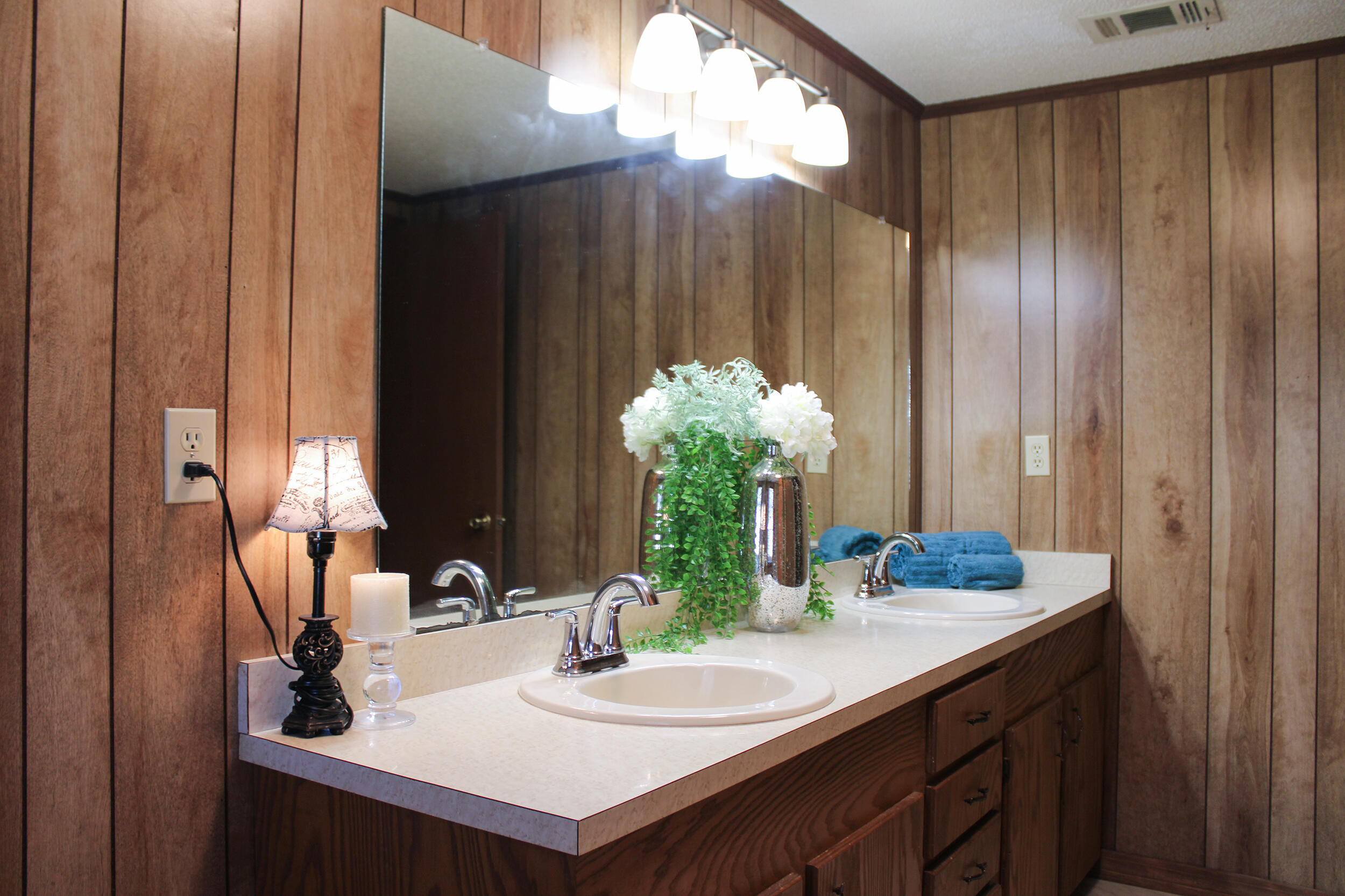 76 Hinton Loop Petal, MS 39465