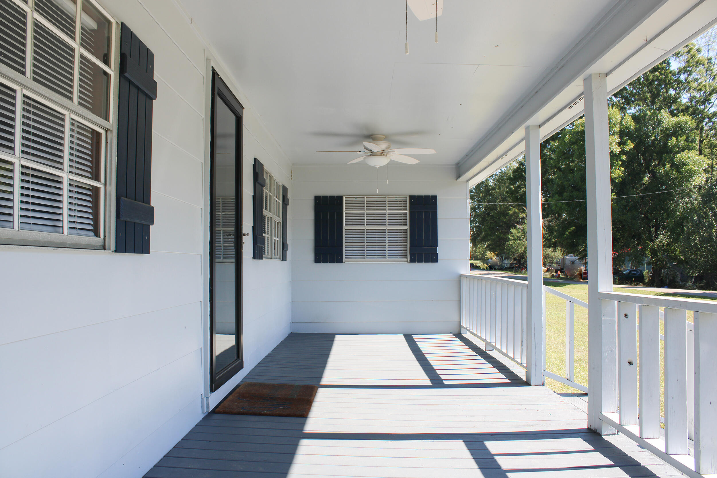 76 Hinton Loop Petal, MS 39465