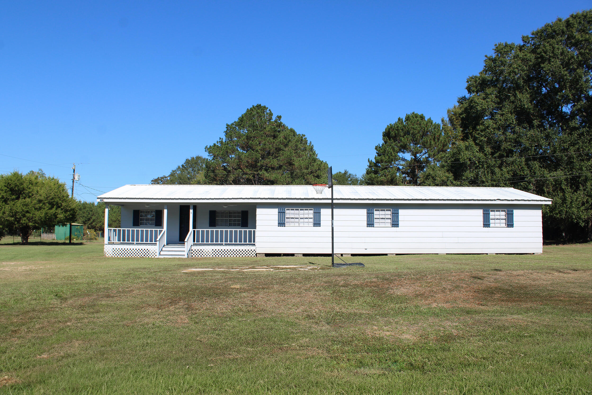 76 Hinton Loop Petal, MS 39465