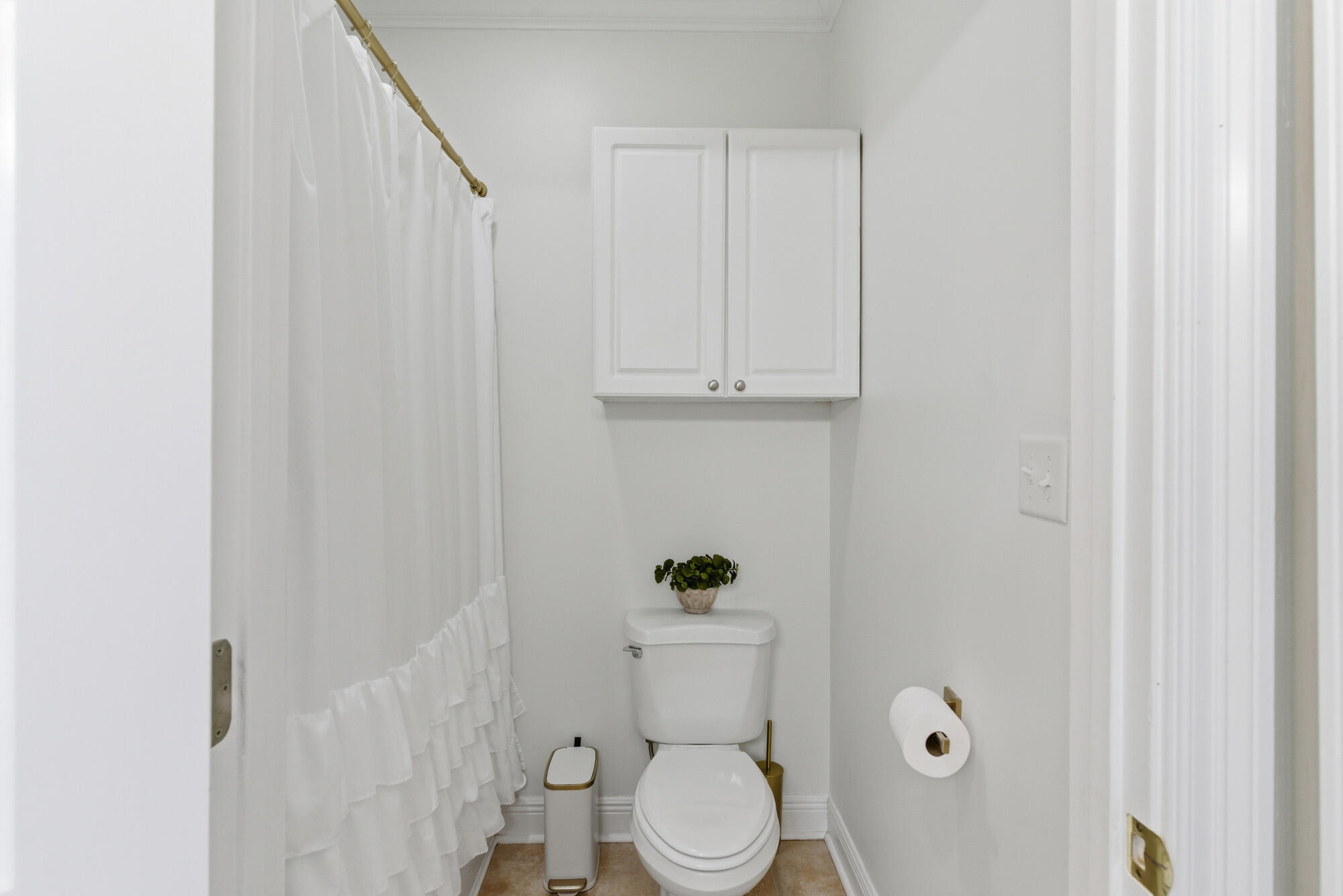 6 Gardenview Ln Hattiesburg, MS 39402