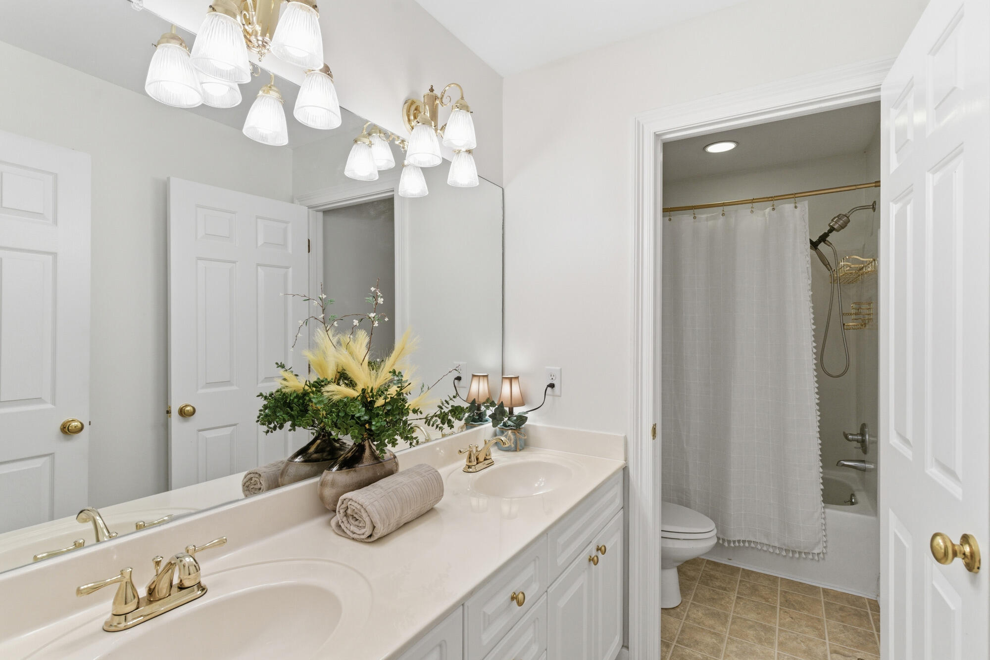 6 Gardenview Ln Hattiesburg, MS 39402