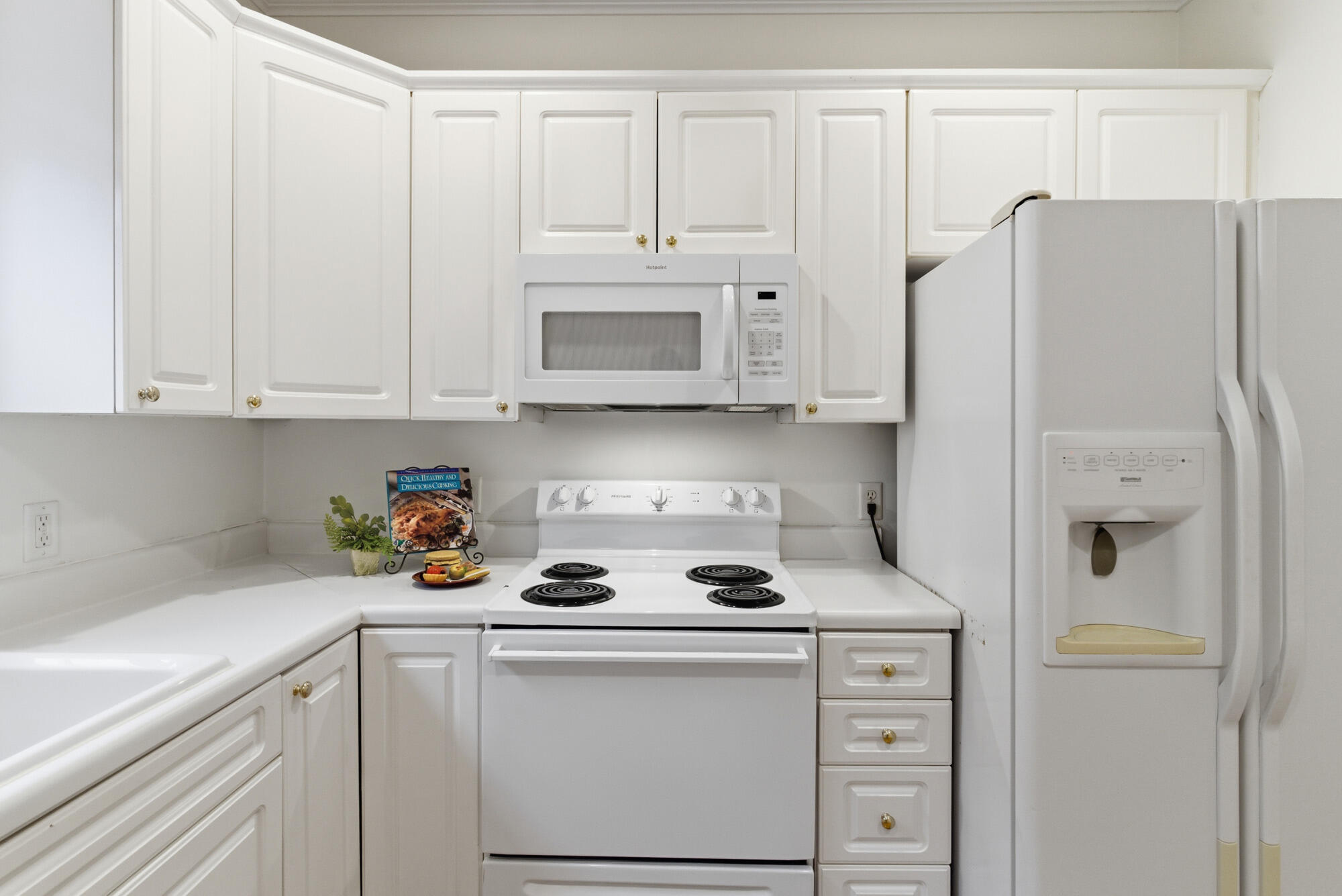 6 Gardenview Ln Hattiesburg, MS 39402