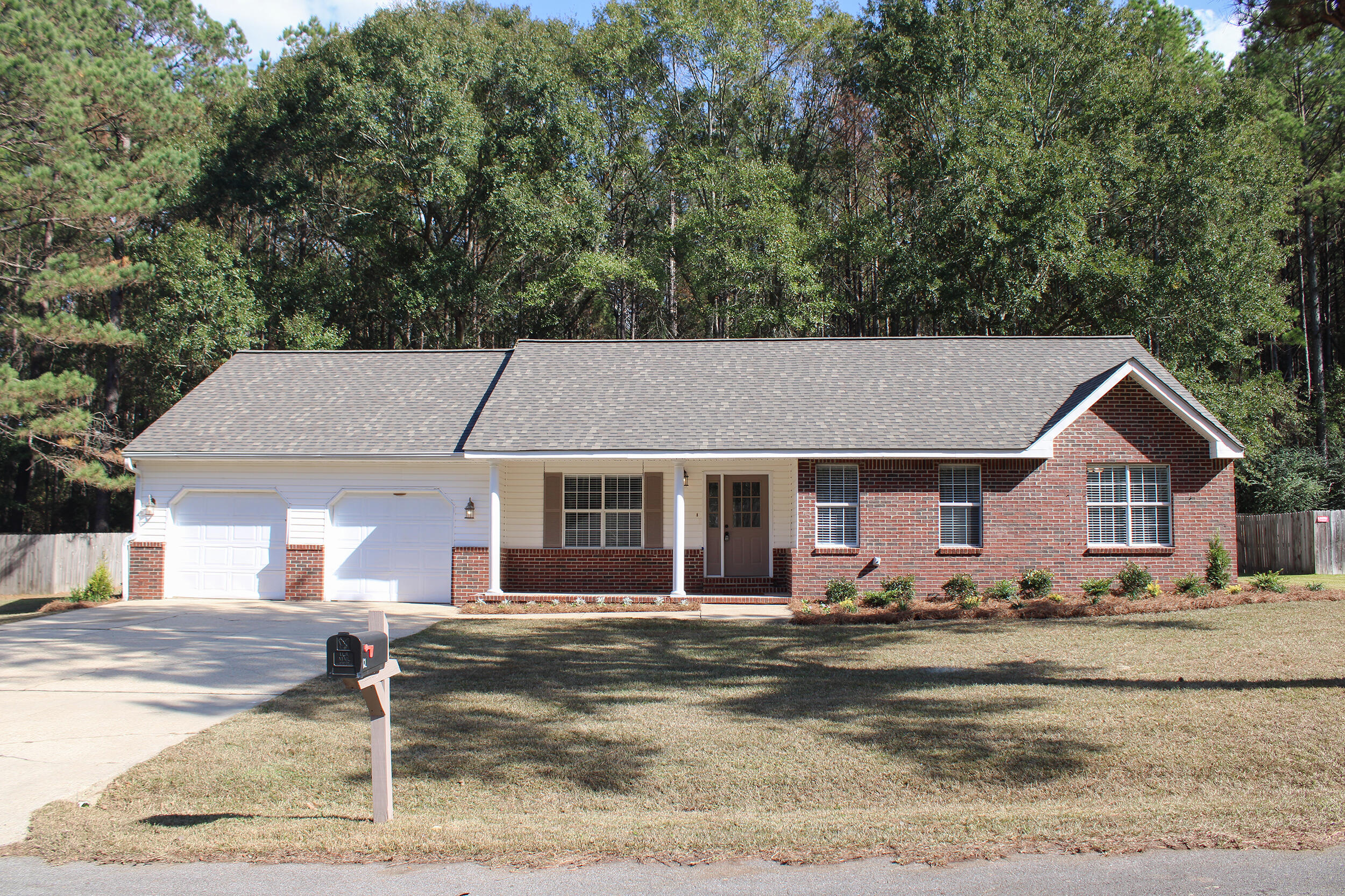 12 Southdown Rd Sumrall, MS 39482