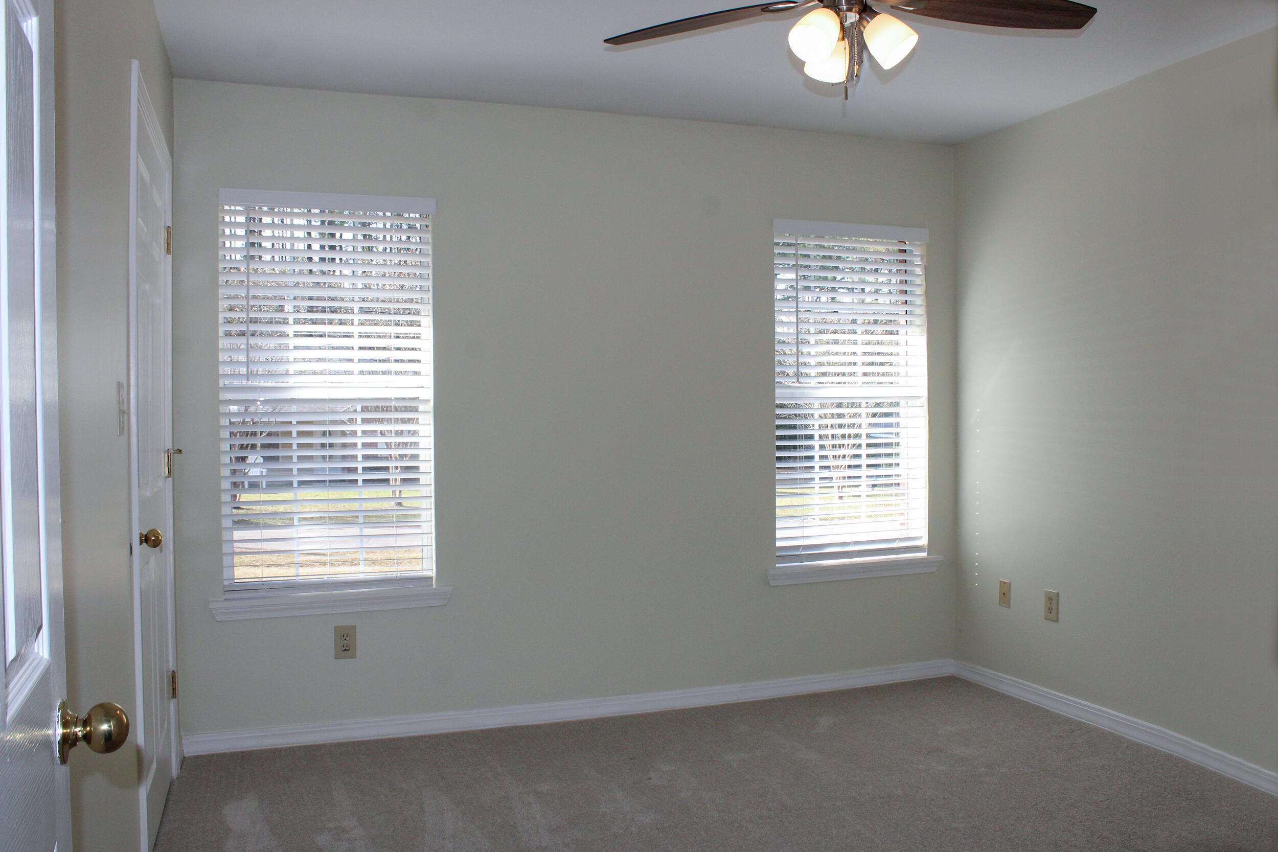 12 Southdown Rd Sumrall, MS 39482