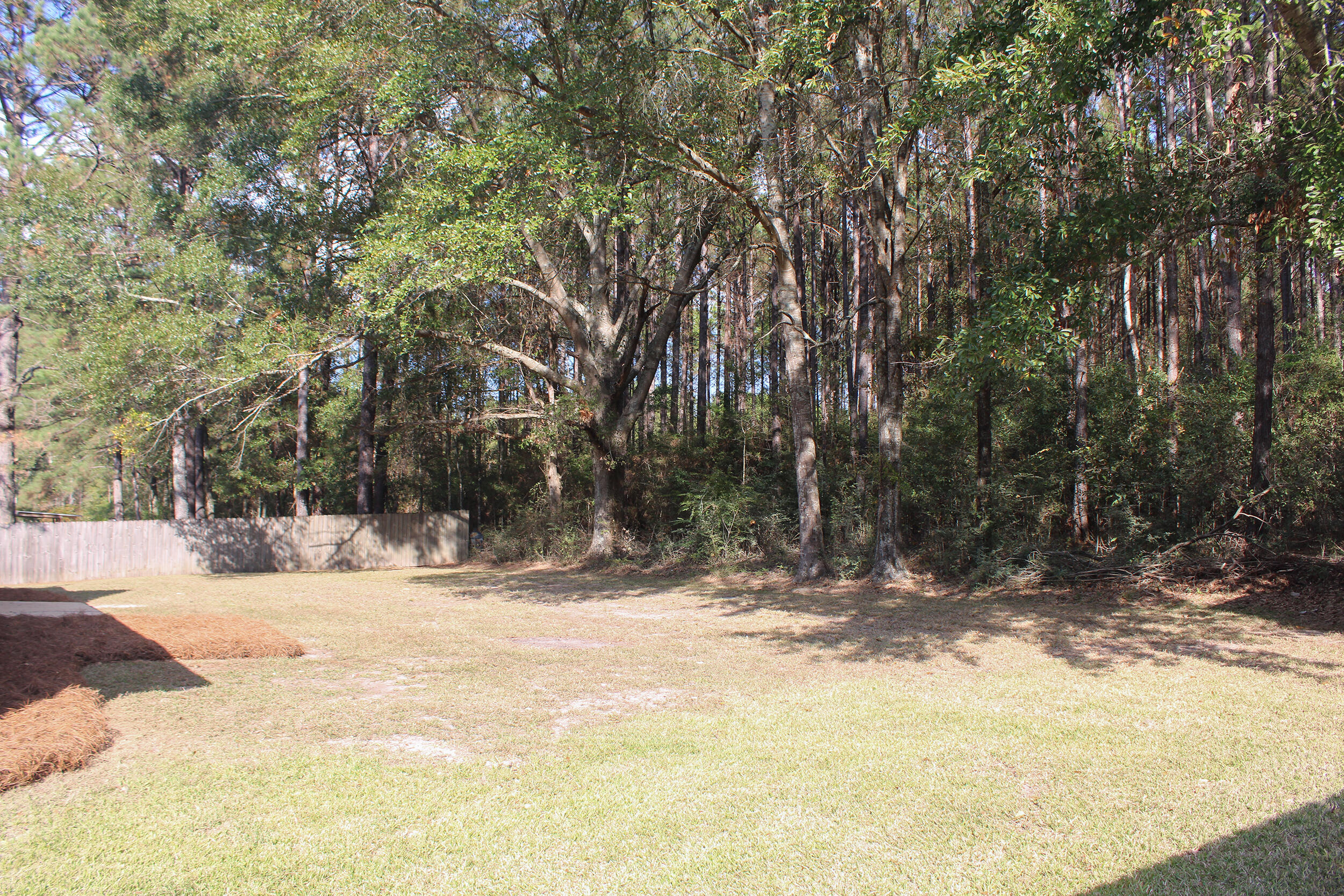 12 Southdown Rd Sumrall, MS 39482