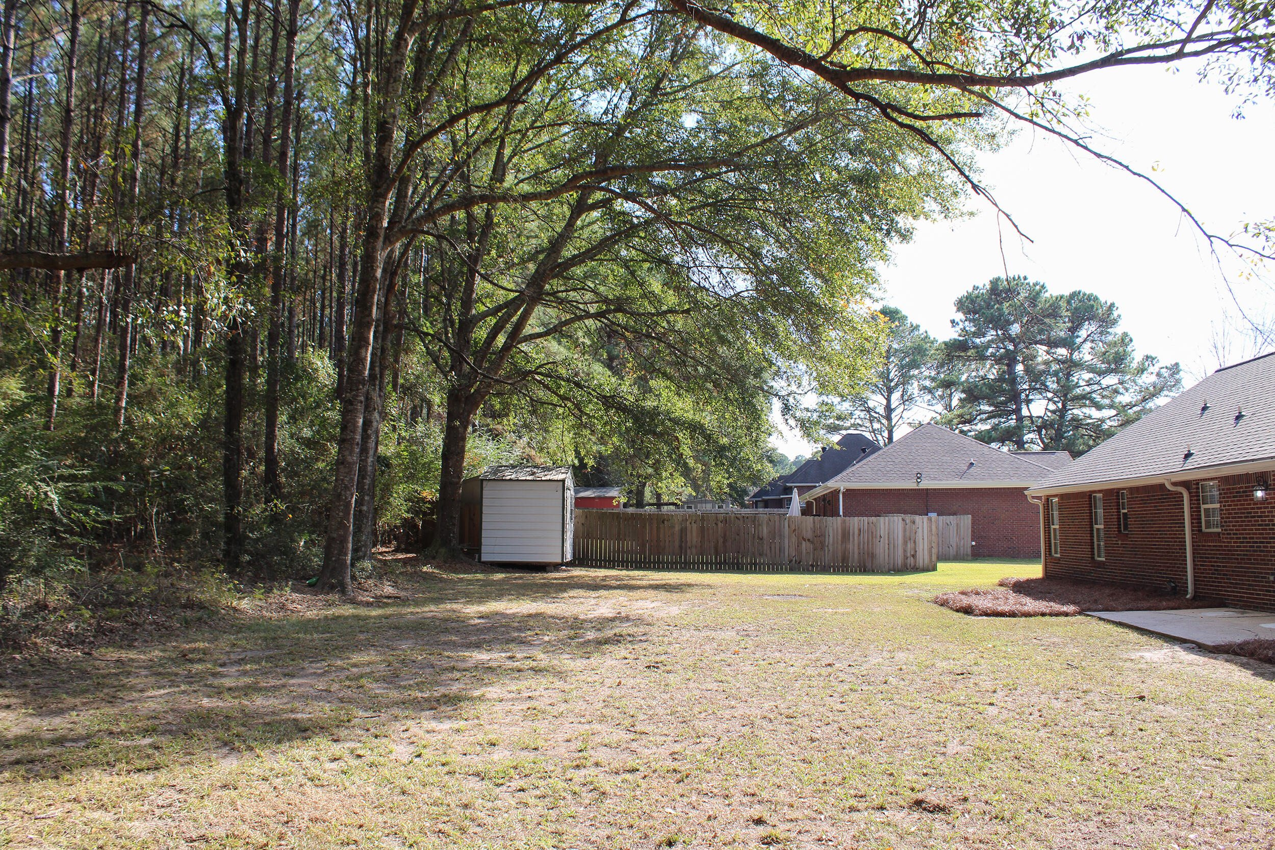 12 Southdown Rd Sumrall, MS 39482